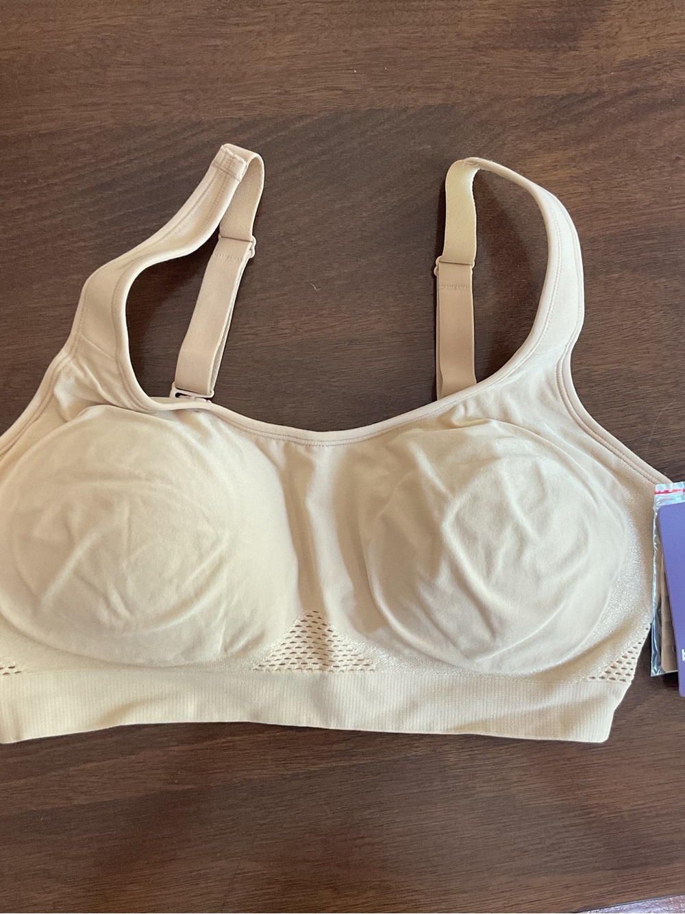Body and Bra Seamless Nude Comfort Wireless Bra
